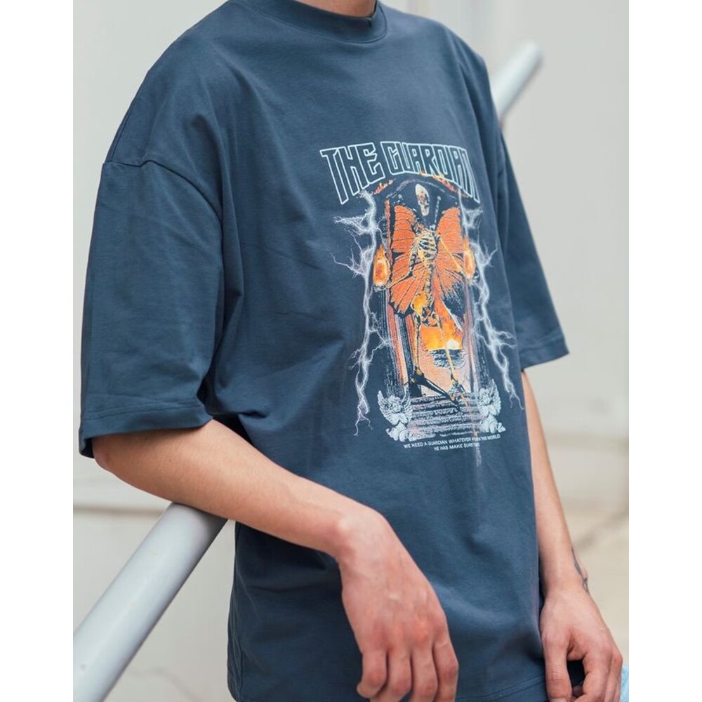 Oversize The Guardian Baskılı T-Shirt Gri
