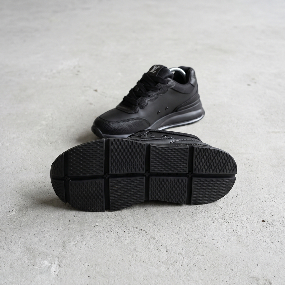 LV İTHAL SNEAKERS