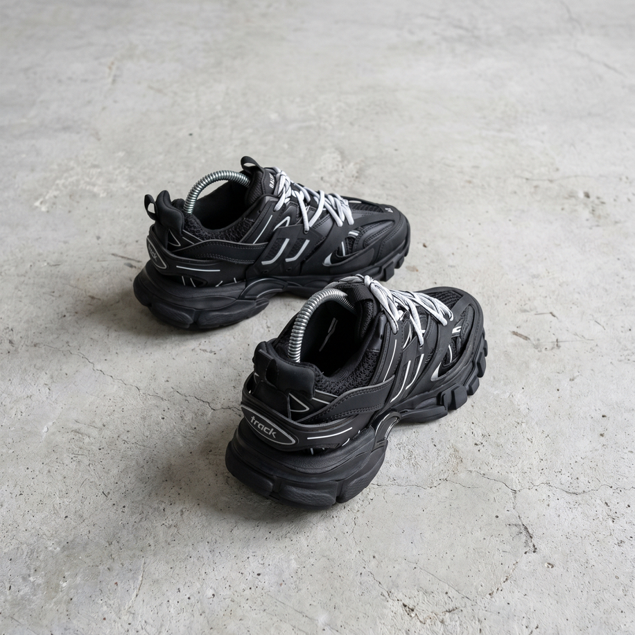BALENCIAGA İTHAL TRACK