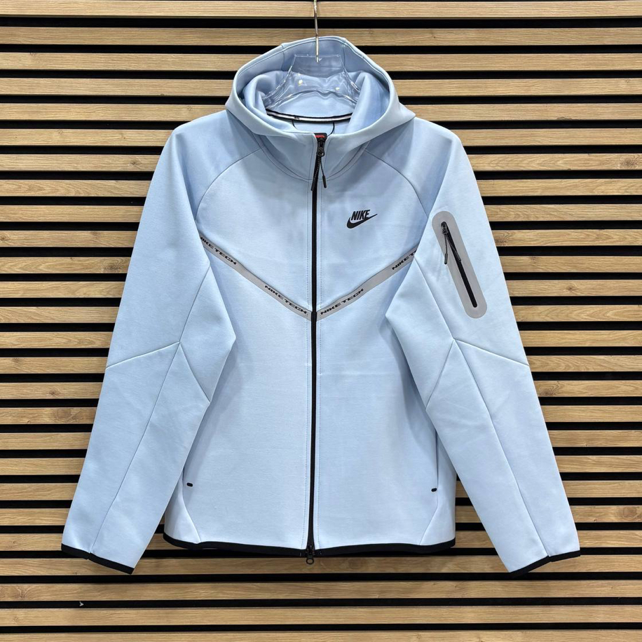 NIKE / Tech Fleece Reflective Hoodie
