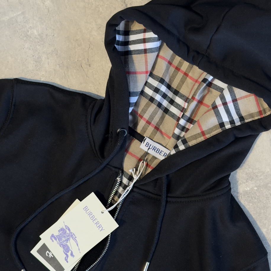 Burberry / Check Hooded • Yeni Sezon