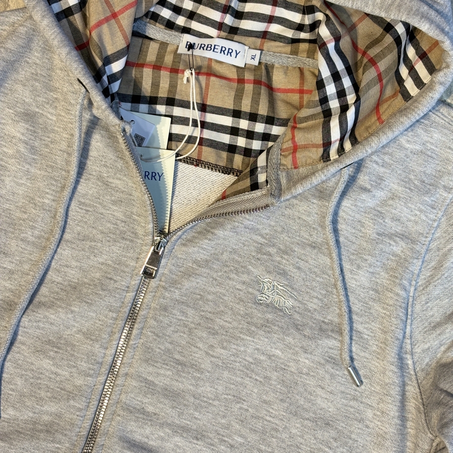 Burberry / Check Hooded • Yeni Sezon