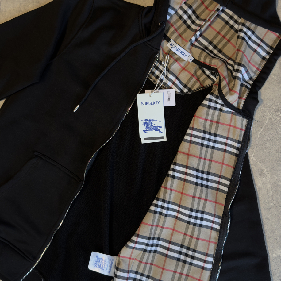 Burberry / Check Hooded • Yeni Sezon