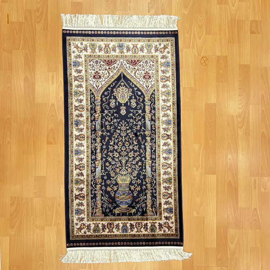  Mihraplı Ağaç Hayatı Desenli 70x120 CM İpek Seccade Siyah