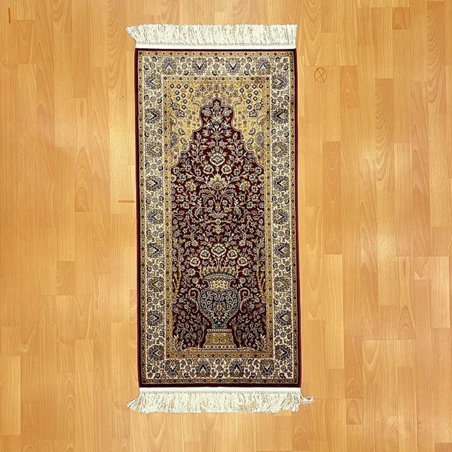 Mihrâb-ı Gülzâr Motifli 70x120 CM İpek Seccade Pembe 