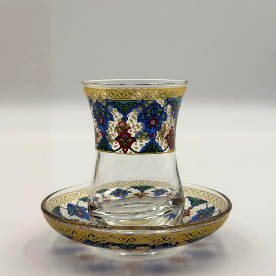 İznik Motifli Çok Renkli 6 Kişilik Çay Bardağı Seti