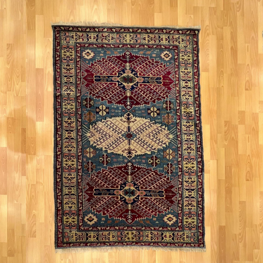 Kayseri Geometrik Üçlü Madalyon Motifli 169 x 120 El Dokuma Halı 