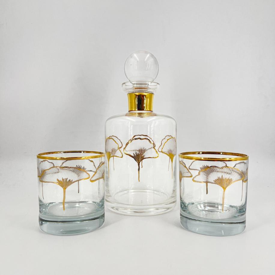 Altın Yaldızlı Ginkgo Yaprağı Desenli Karaf ve Bardak Seti