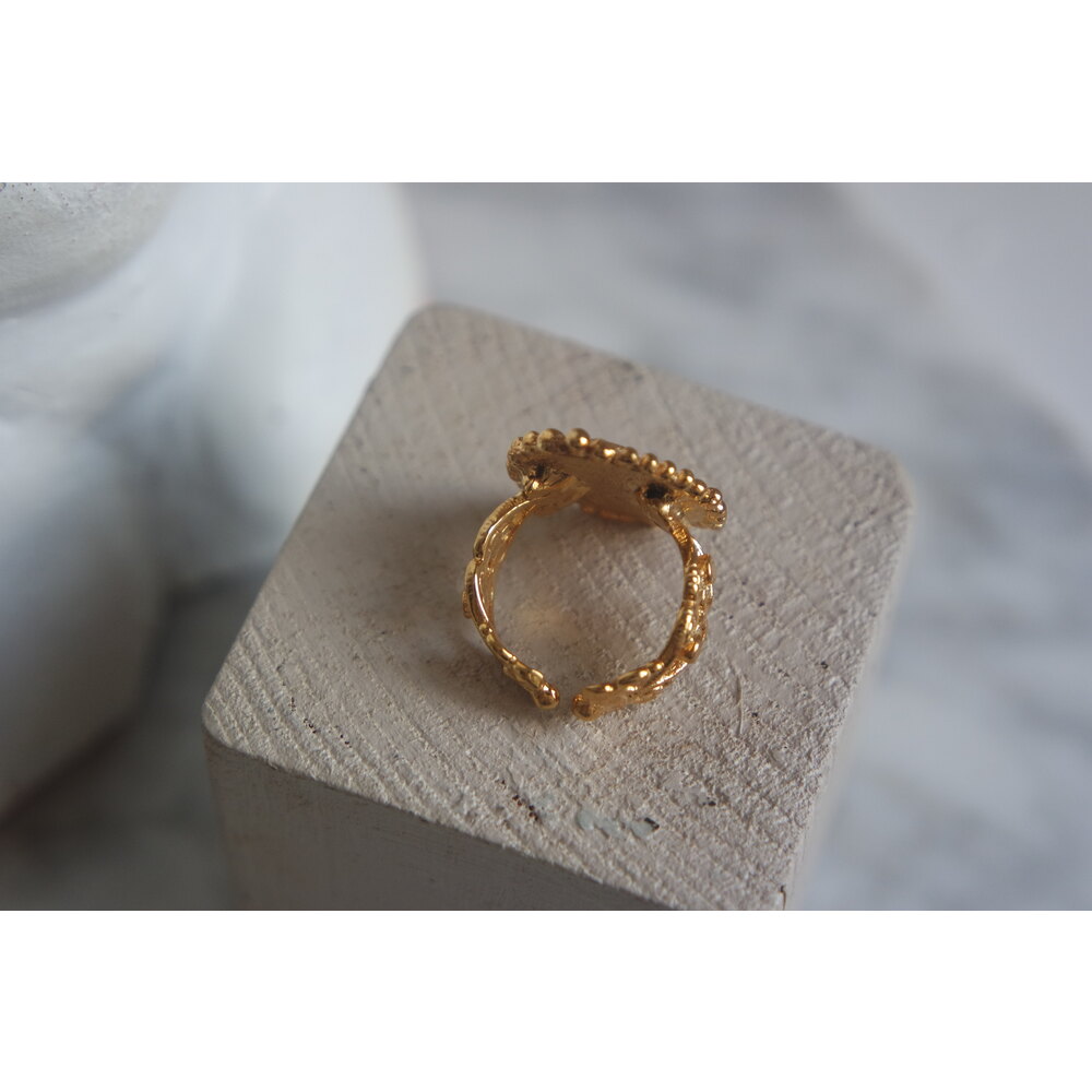 Aurum Regina (altın kraliçe) yüzük (18 k altın kaplama, mine)