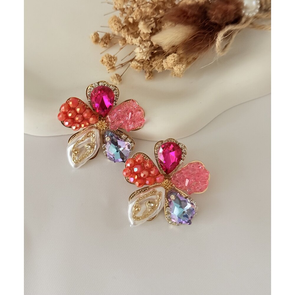 Renkli taşlı yonca küpe | Nirvana Accessoryy