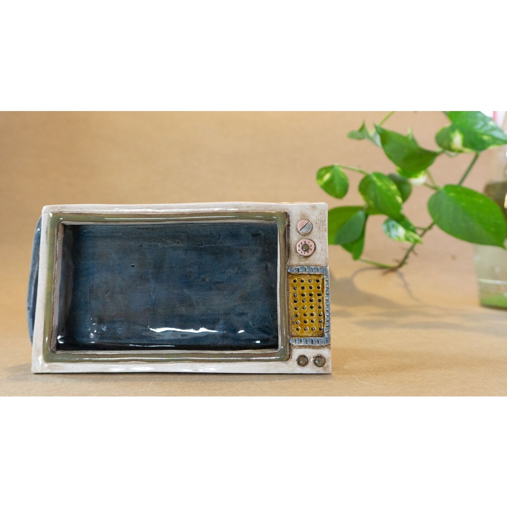 El Yapımı Vintage TV Telefon Standı