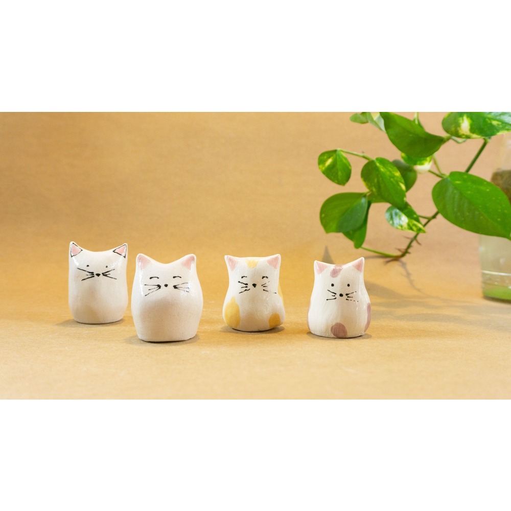 Mini Cats