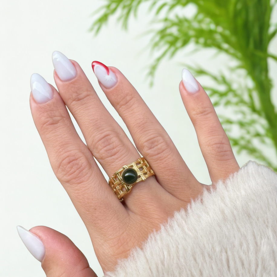 Umbra – Vintage Gold Yüzük (ayarlanabilir)
