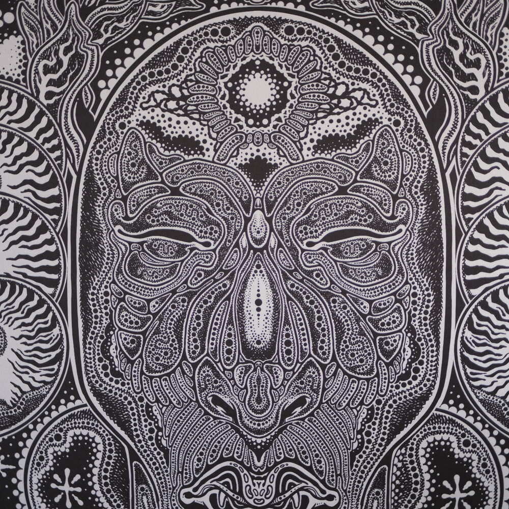 “GLOOMY VISION” 150*150 CM  duvar örtüsü