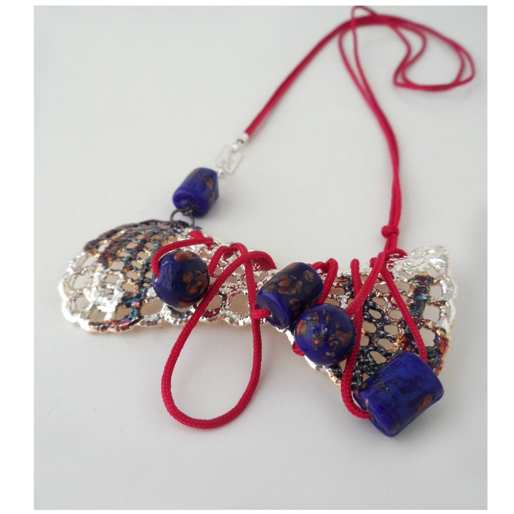 Bow-tie Lace Necklace