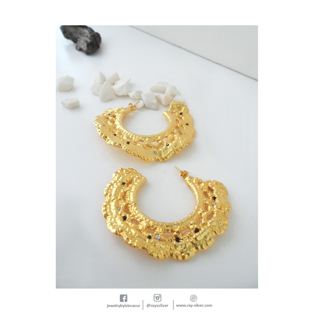 Lace Gold Earrings
