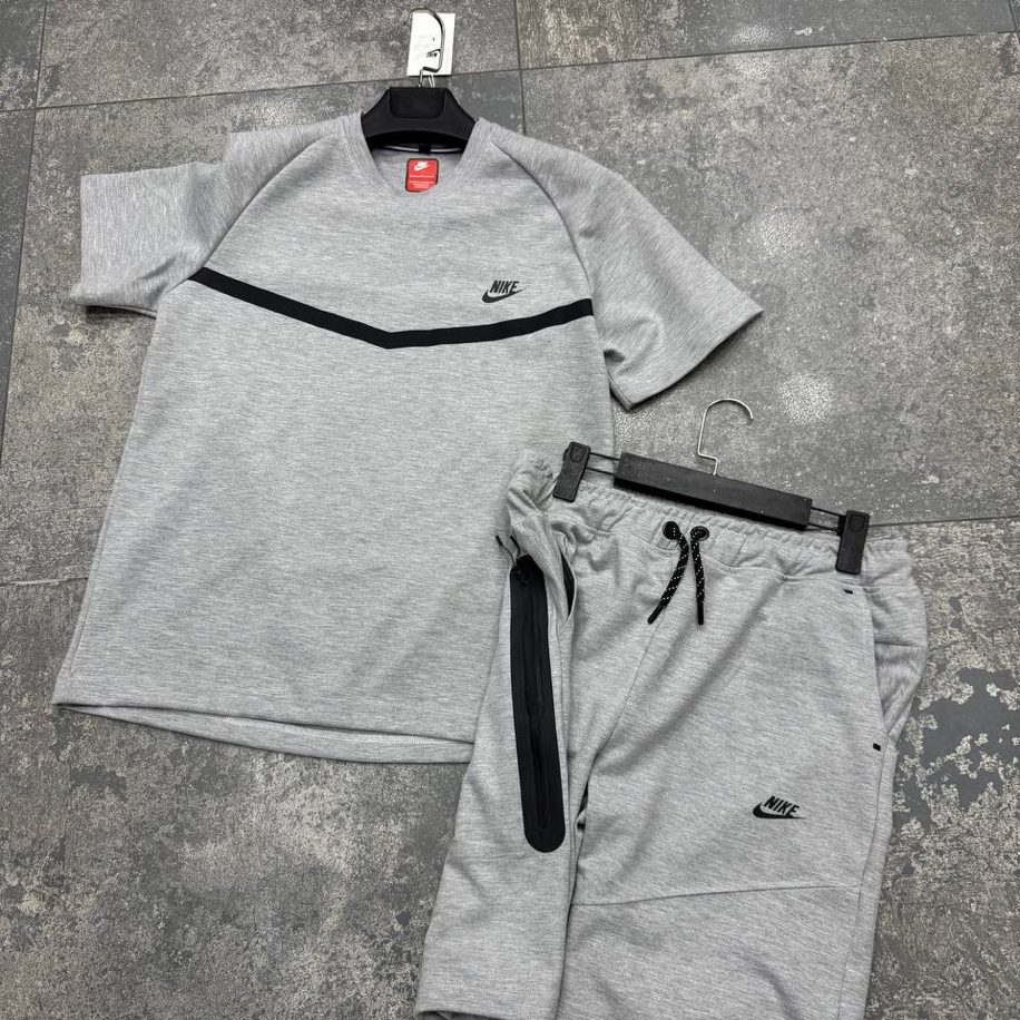 Nike Tech Fleece Şortlu Takım Melanj 8392