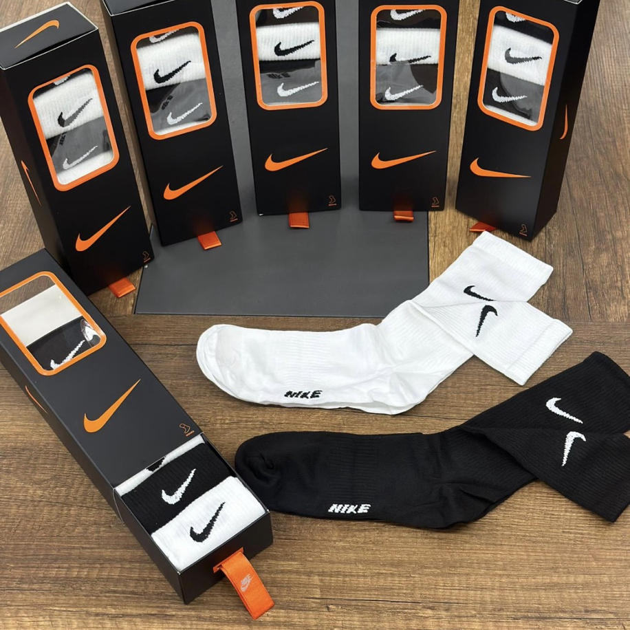 Nike Crew Çorap 6’lı Kutu Siyah-Beyaz 8310