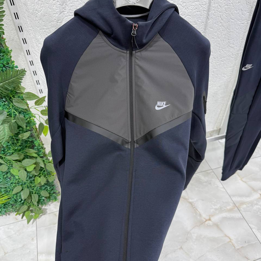 Nike 2026 Tech Fleece Premium Patch TAKIM Laci-Füme 8484
