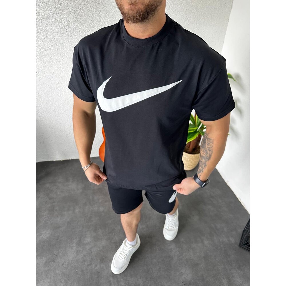 Nike SWOOSH T-Shirt Siyah 8388