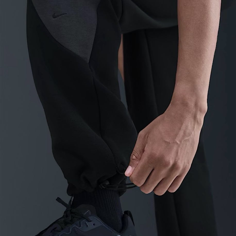 3 GÜNLÜK İNDİRİM❗️| NSW 2026 Tech Fleece TAKIM Siyah-Füme 8478