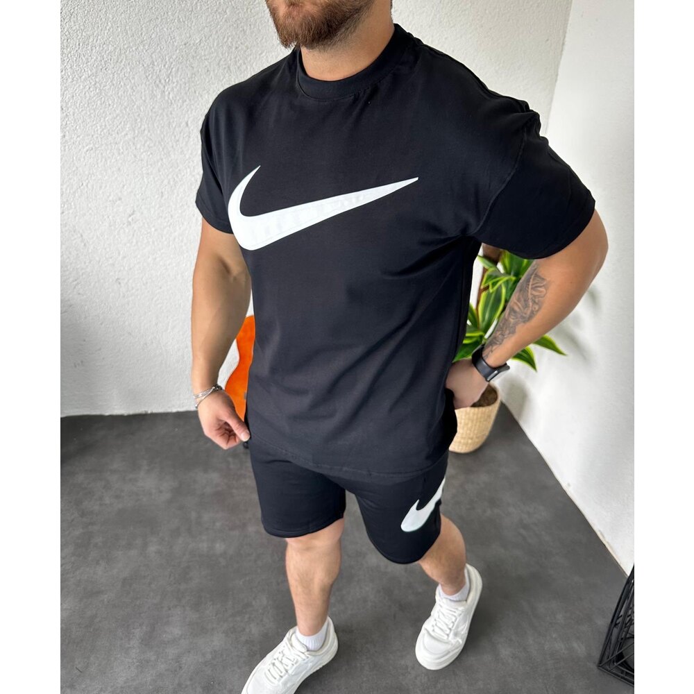 Nike SWOOSH T-Shirt Siyah 8388