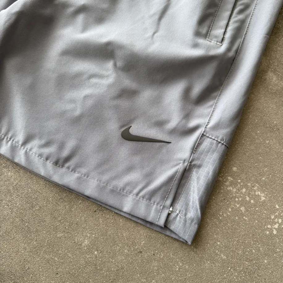 Nike Pro Spor Şortu Gri 8328