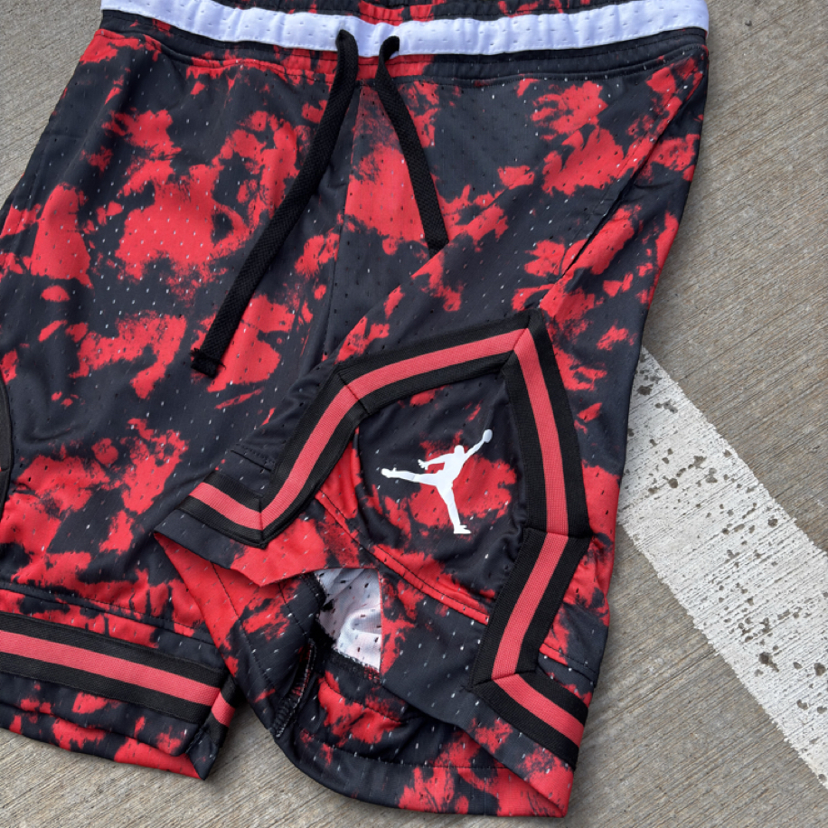 Nike Jordan Diamond Şort Camo Kırmızı 8496