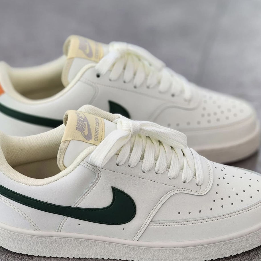 Court krem haki