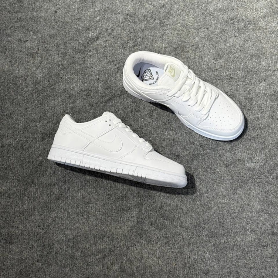 Dunk ALL WHITE 1