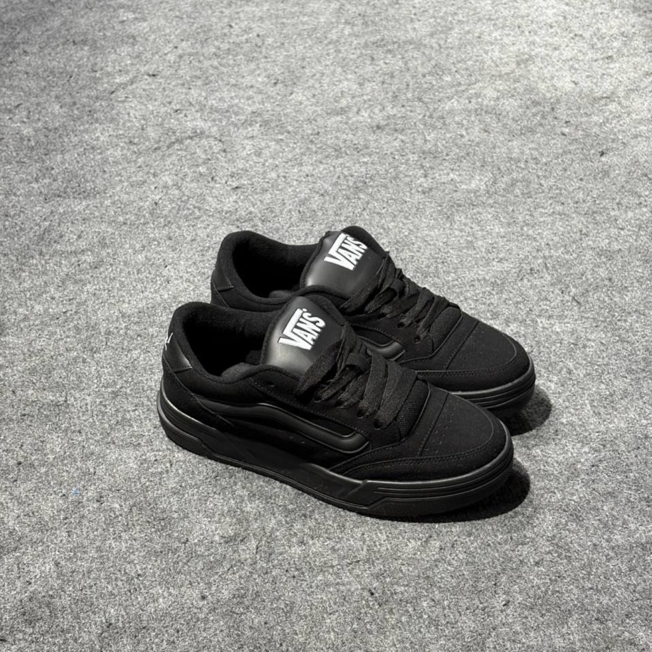 VANS ALL BLACK 2