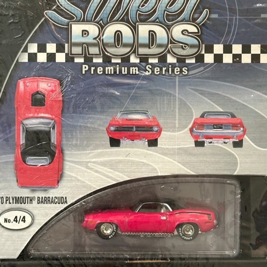 Hot Wheels "Sweet Rods" '70 Plymouth Barracuda Collector's Book (2002)