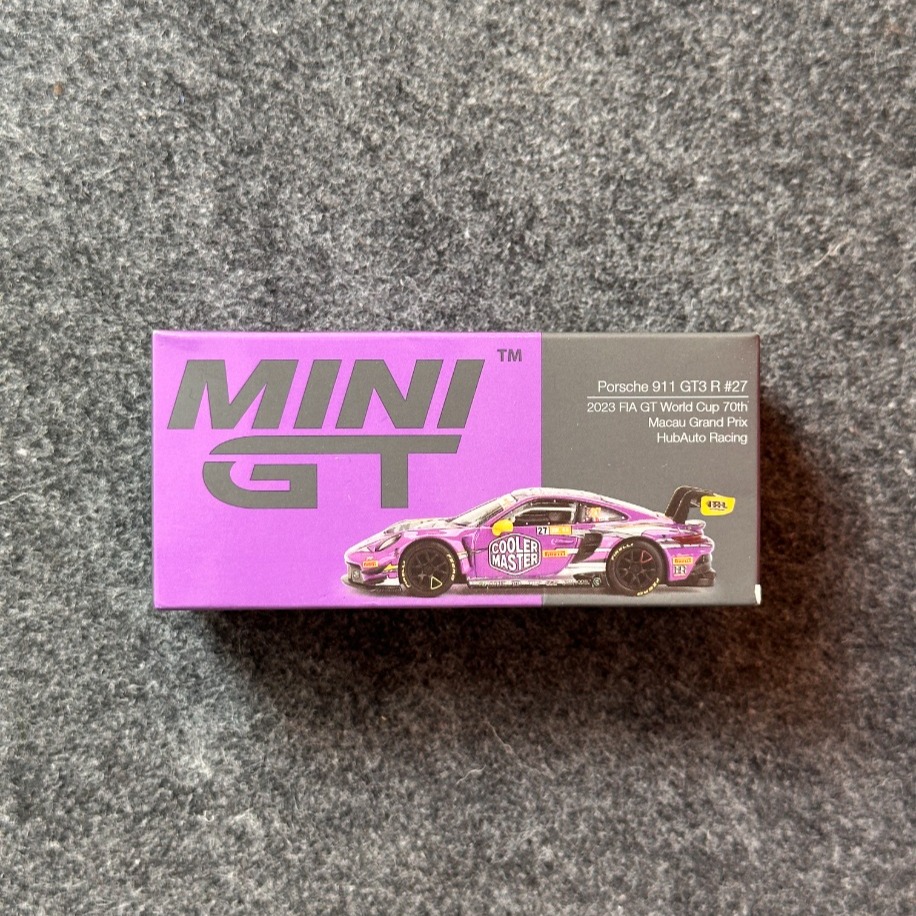 Mini GT 793 Porsche 911 GT3