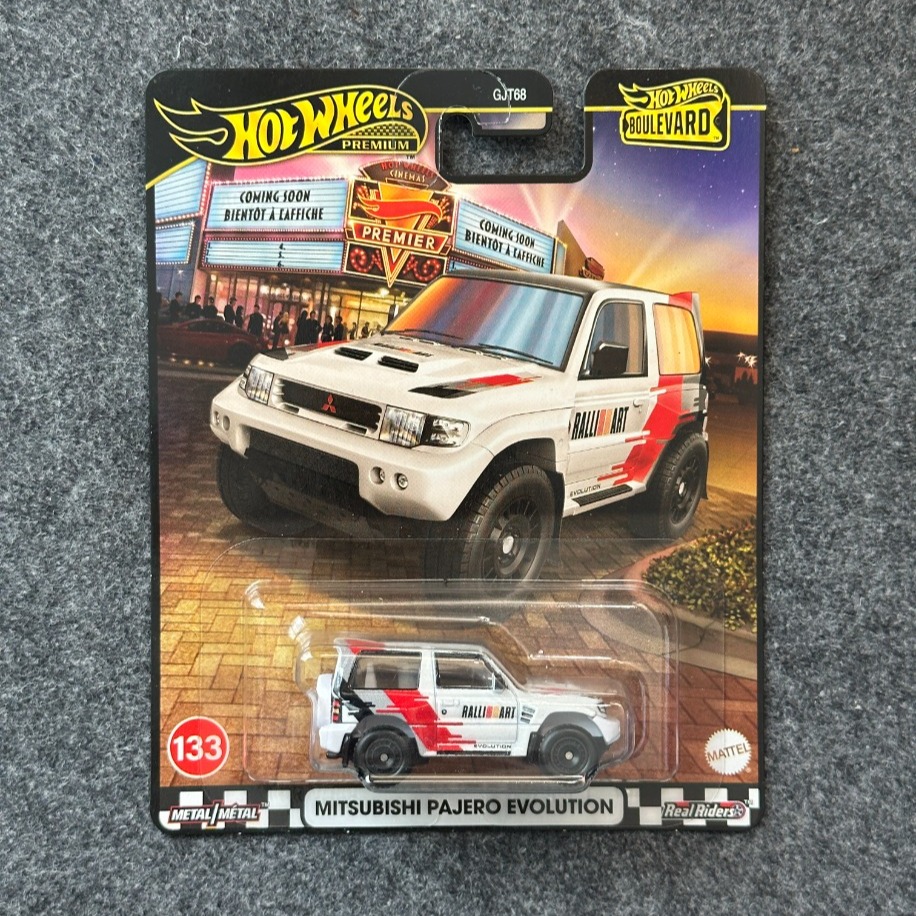 Hot Wheels Mitsubishi Pajero Evolution Boulevard Premium (2025)