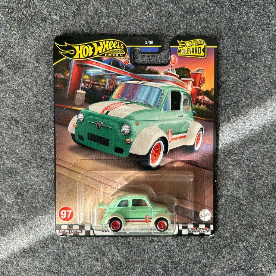 Hot Wheels '60s Fiat 500 D Modificado Boulevard Premium (2020)