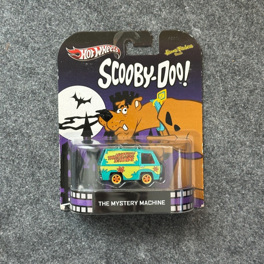 Hot Wheels Retro Entertainment Scooby-Doo! The Mystery Machine (2012)
