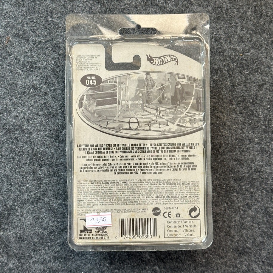 Hot Wheels 2002 First Editions Volkswagen New Beetle Cup (2000)
