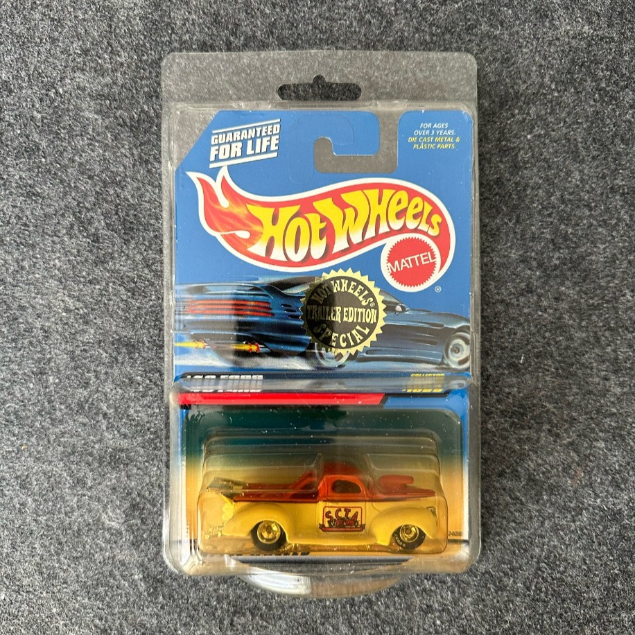 Hot Wheels Trailer Edition Special SCTA '40 Ford Pickup (1998)