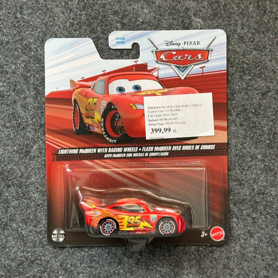 Disney Pixar Cars Lightning McQueen With Racing Wheels (2021)