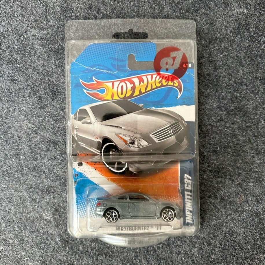 Hot Wheels Infiniti G37 (2011)