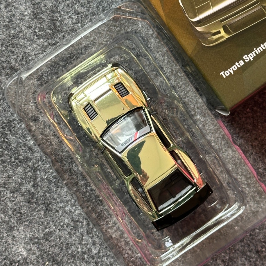 Tarmac Works Jonsibal Toyota Sprinter Trueno AE86 Widebody