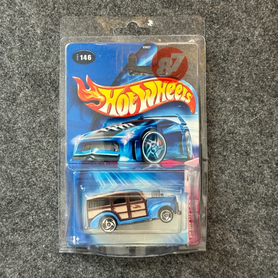 Hot Wheels 2004 '40s Woody (2003)