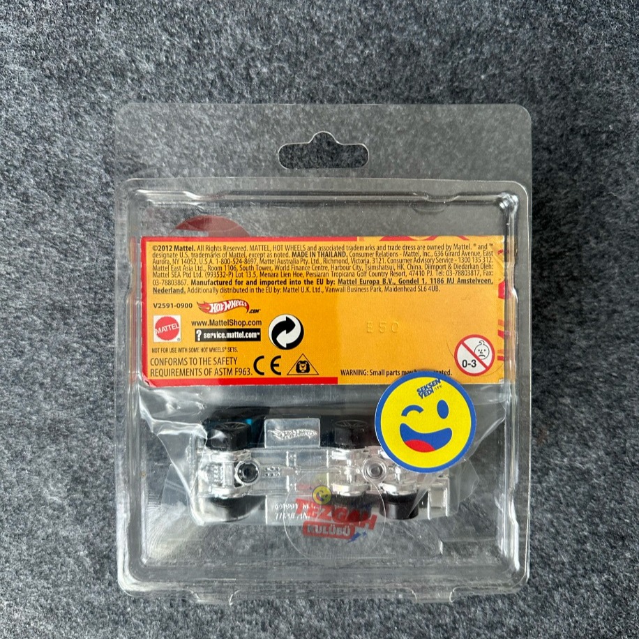 Hot Wheels Hiway Hauler HW Designs Series