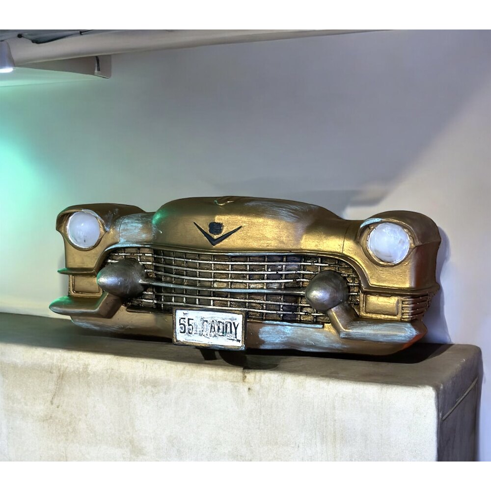Cadillac Duvar Heykeli