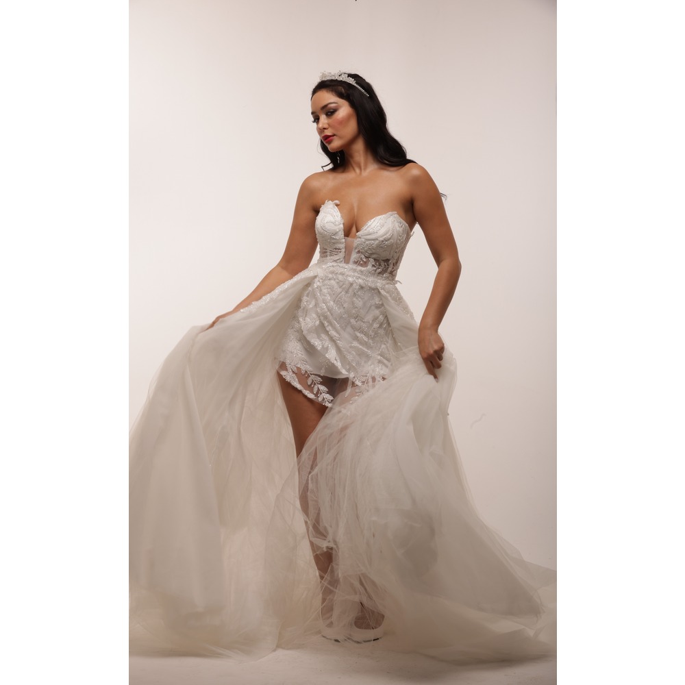 Frigg Bridal – Portatif Kuyruklu Beyaz Mini Elbise