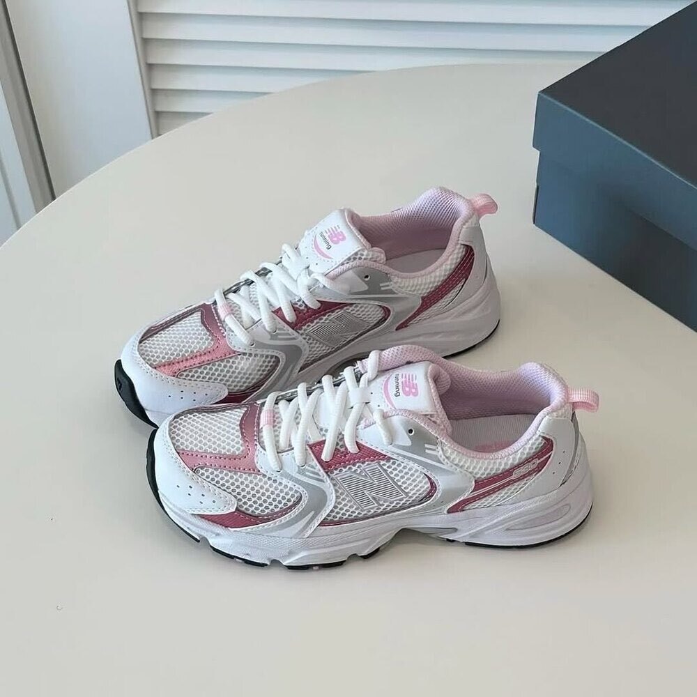 New Balance 530 ‘White Pink Sugar’