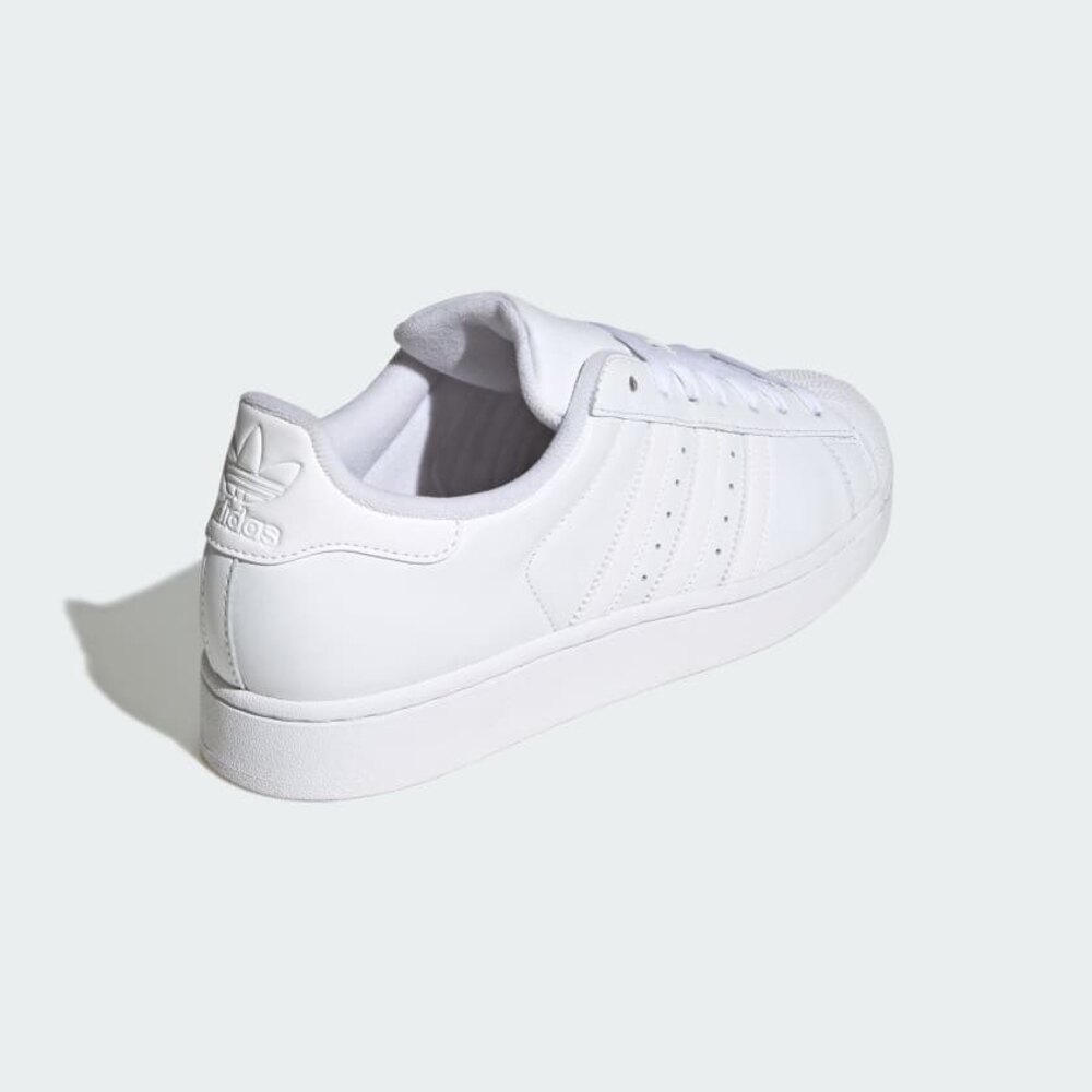 Süperstar White