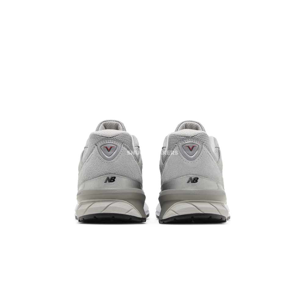 New Balance 990v5 Grey