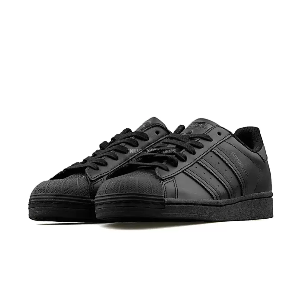  Adidas Superstar Triple Black