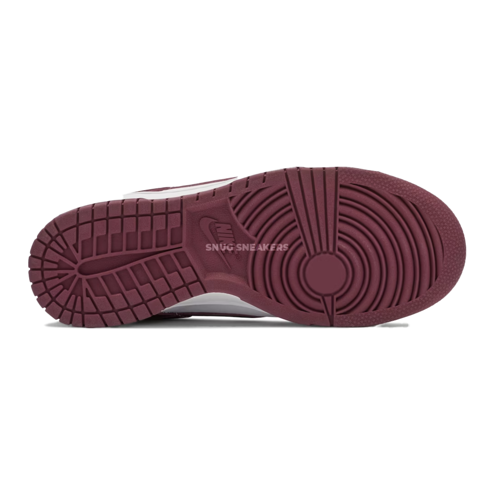  Nike Dunk Low Bordeaux